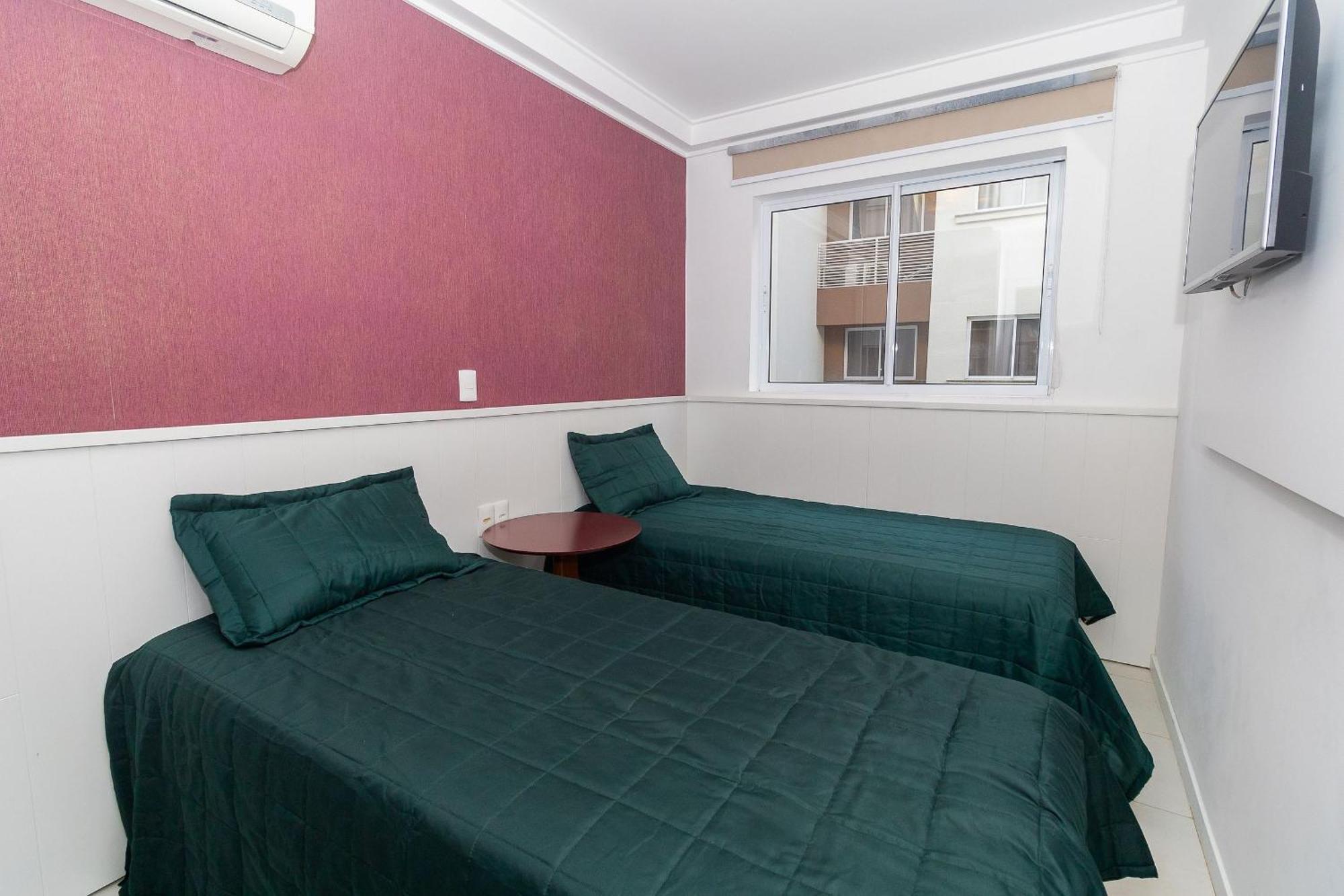 Cardeal 206B - Aconchegante Apartamento Na Praia De Bombas - 2 Dormitorios 5 Pessoas - 邦比尼亚斯 外观 照片