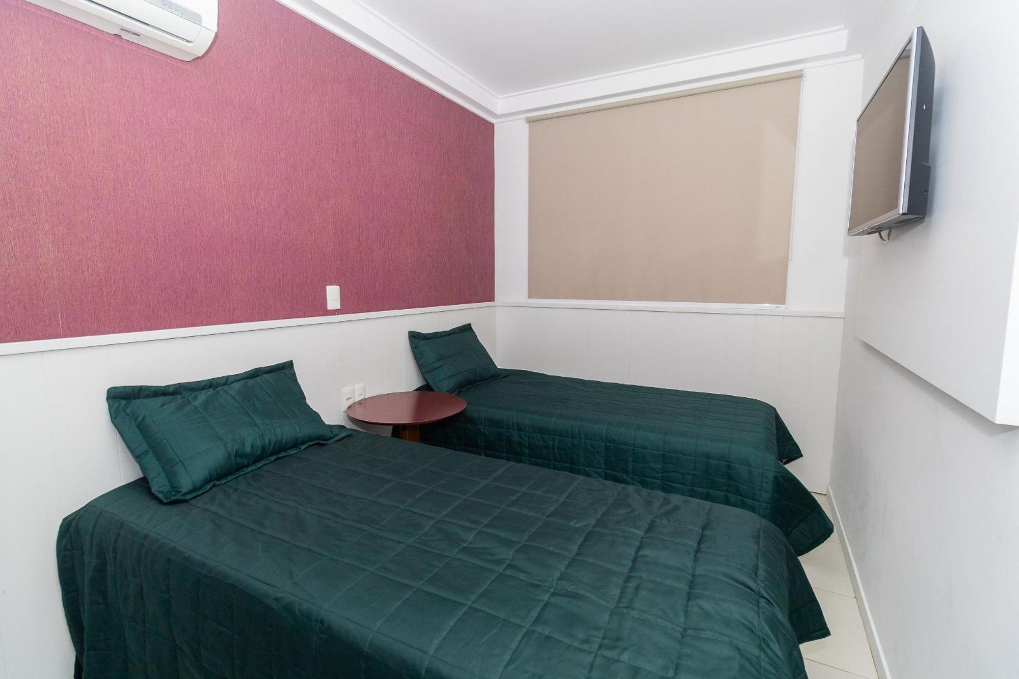 Cardeal 206B - Aconchegante Apartamento Na Praia De Bombas - 2 Dormitorios 5 Pessoas - 邦比尼亚斯 外观 照片